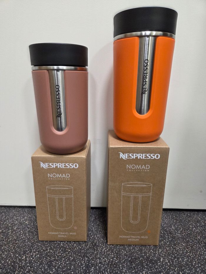 Lot 2 Mug nespresso nomad neuf