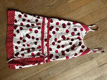 Robe cerises les Gamines 6 ans