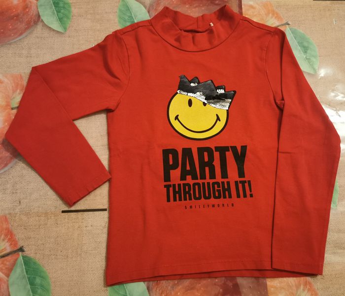 sous pull taille 8 ans