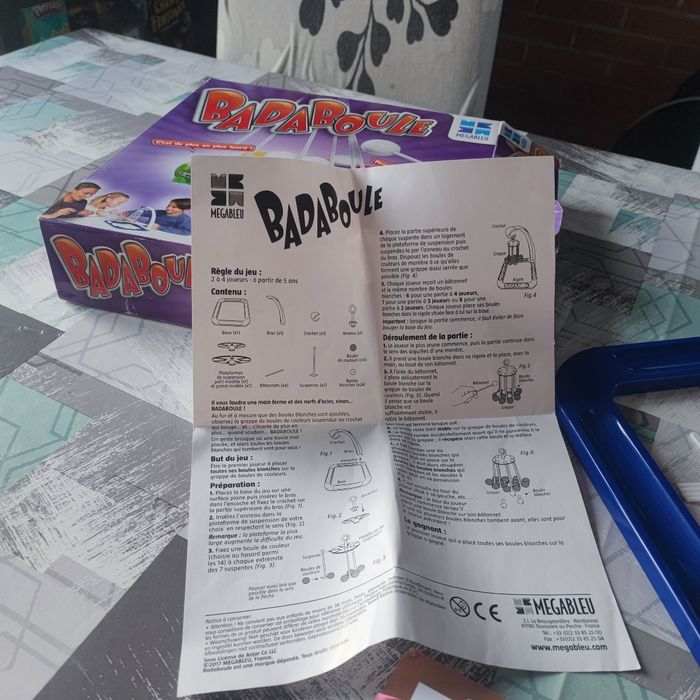 Jeux de société badaboule mégableu 2 a 4 joueurs des 5 ans jeu d'adresse complet avec 1 tige de secours - photo numéro 2