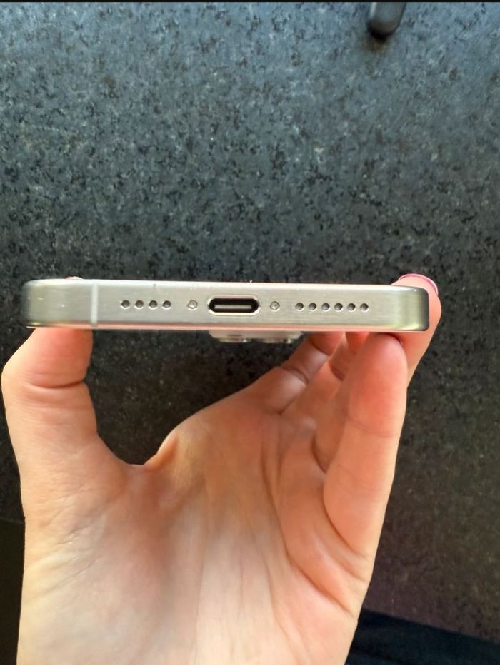 Iphone 16 pro max - photo numéro 7
