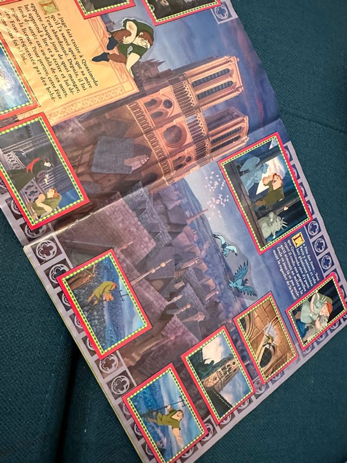 Album Panini complet Disney Le bossu de notre dame Quasimodo stickers autocollants - photo numéro 5