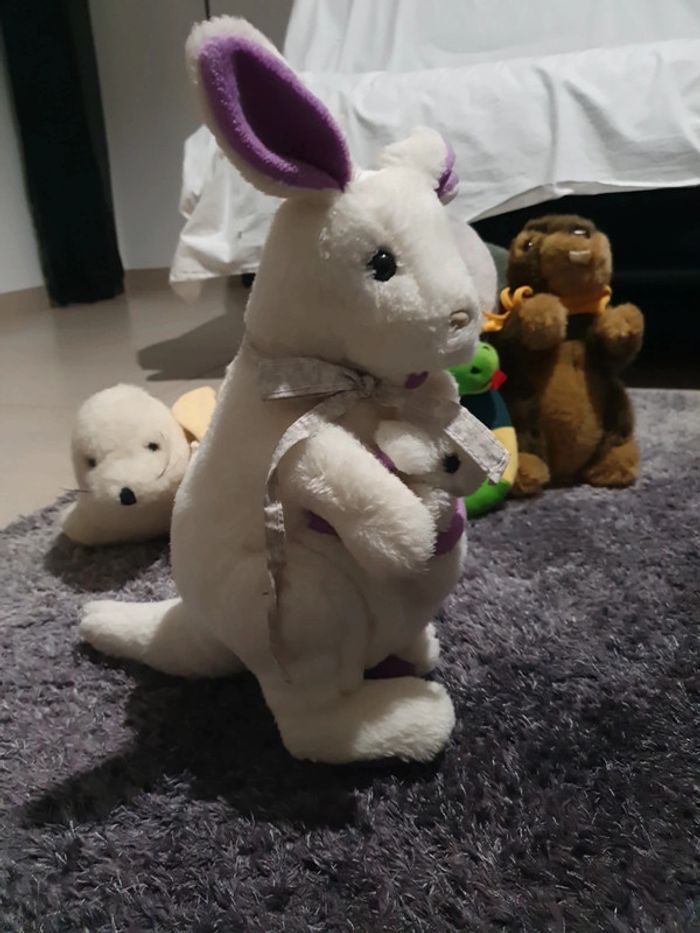 Peluche kangourou et son bébé - photo numéro 2