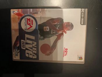 Jeu vidéo PC NBA live 99