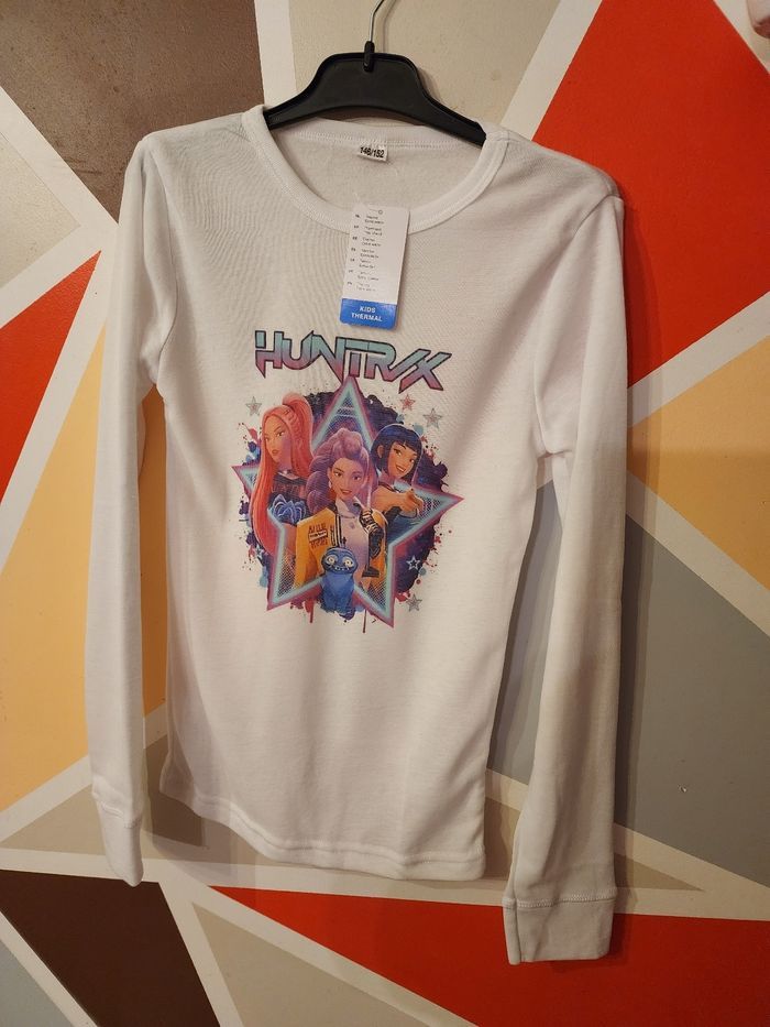 maillot thermique k-pop taille 10 - 12 ans neuf