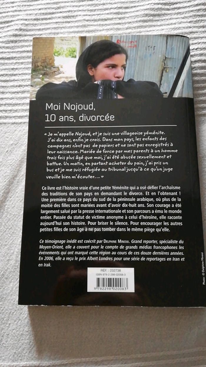 Moi Nojoud, 10 ans, divorcée - photo numéro 2