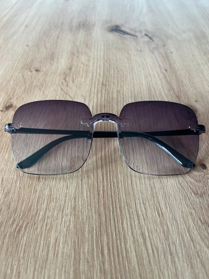 Lunettes de soleil tendances femmes neuves - photo numéro 3