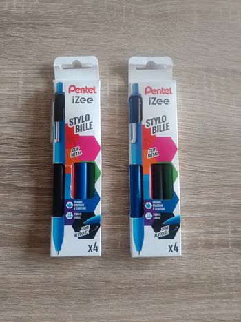 Lot de 8stylos bille rétractables Pentel Izee