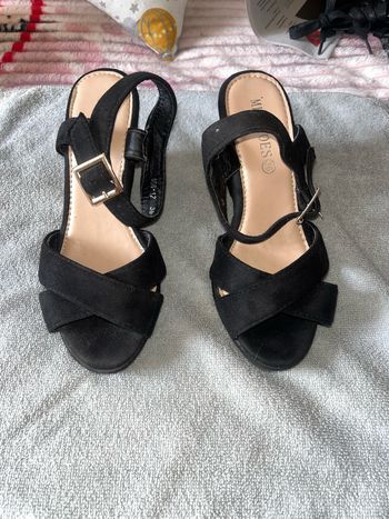 Vends talons compensées taille 36