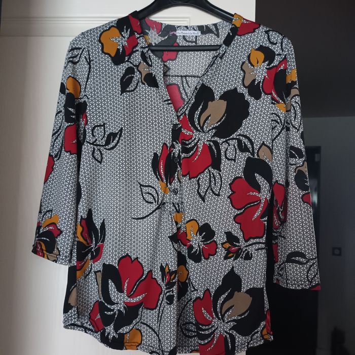 Blouse bohème Fleurie "Du Plaisir à la Mode" T36 acrylique 1 - photo numéro 1