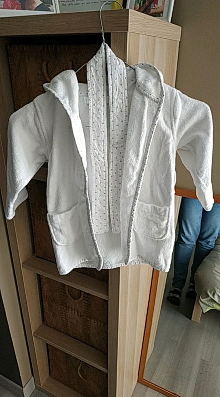 Peignoir de bain neuf 12 mois