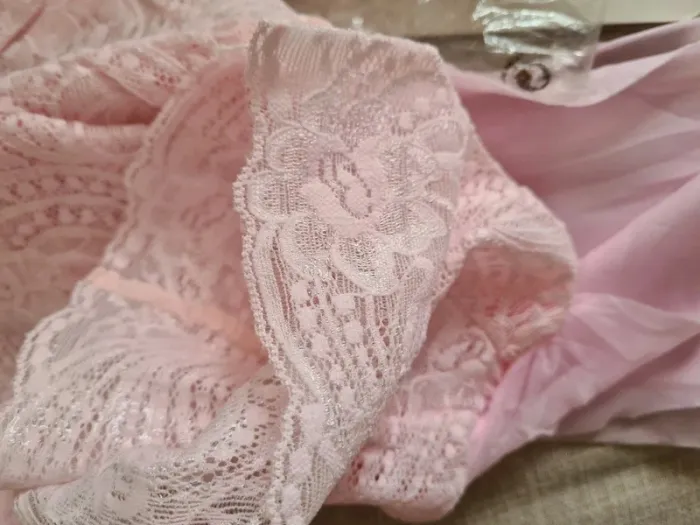 Lot de 2 paires de bas autogrip dentelle rose dragée Taille 3 Neufs - photo numéro 2