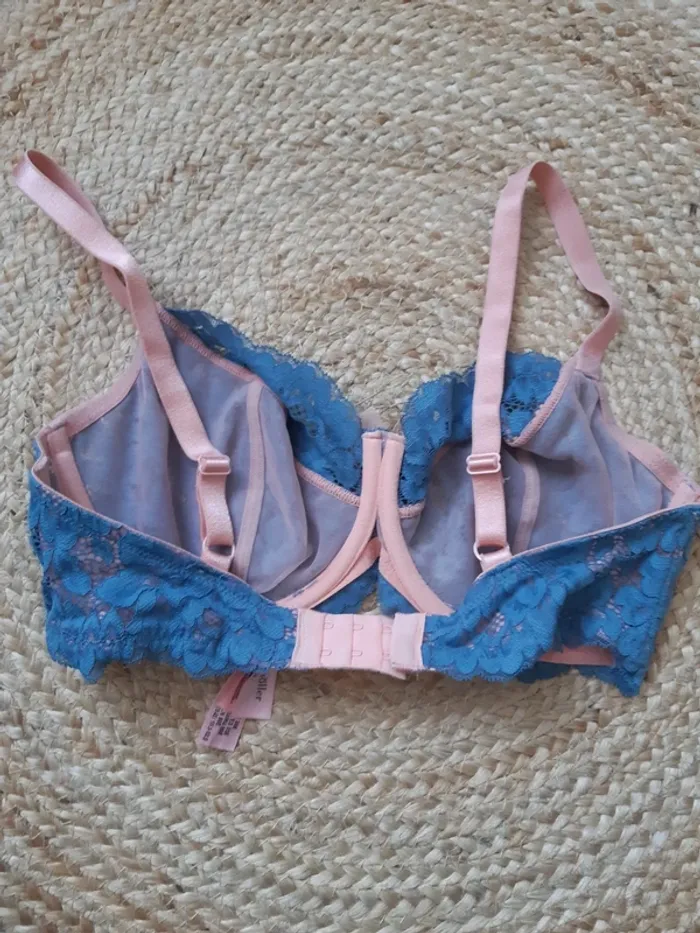 Soutiens gorge Hunkemoller 95E - photo numéro 4