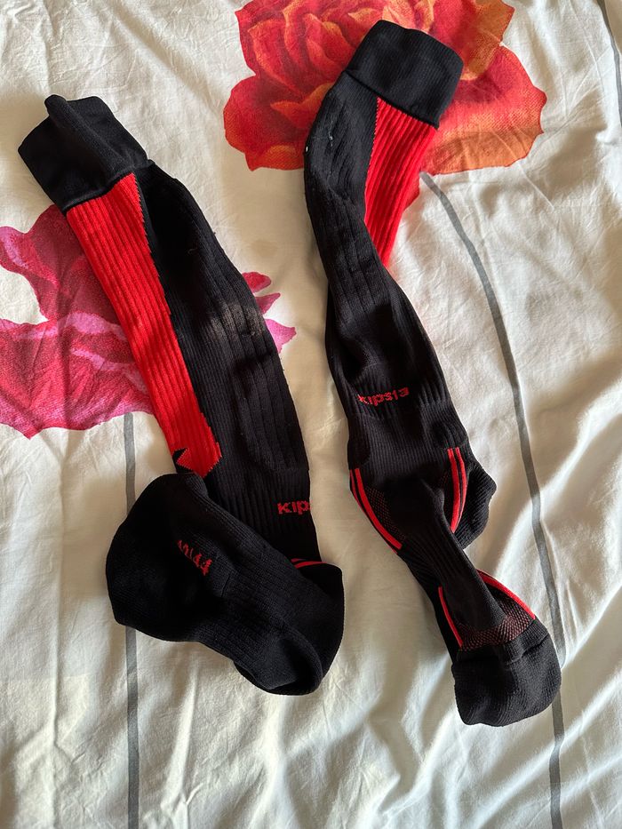 Chaussettes de foot 42/44 - photo numéro 2