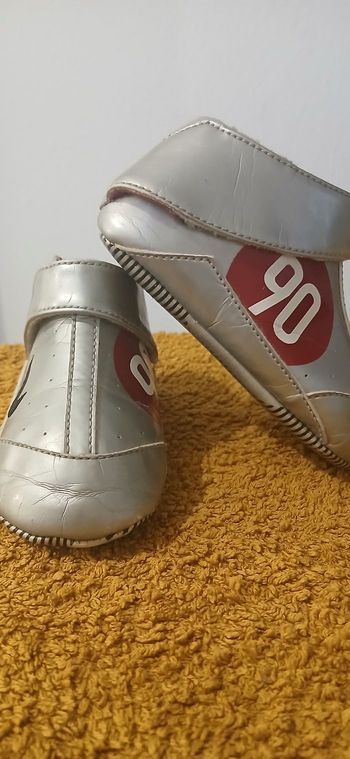 Bascket vintage Nike 90 . Mixte pointure 19,5