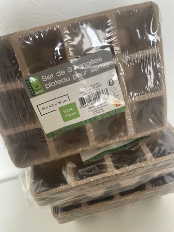 3 paquets de 3 rangées de plateau pour semis