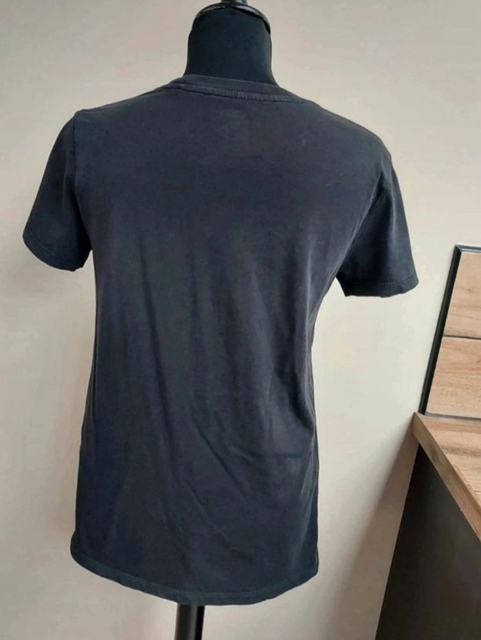 Tee shirt Levi's femme noir et rouge Taille S - photo numéro 3