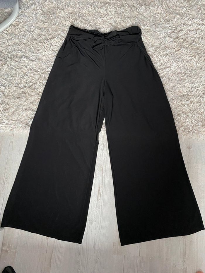 Pantalon à noeud