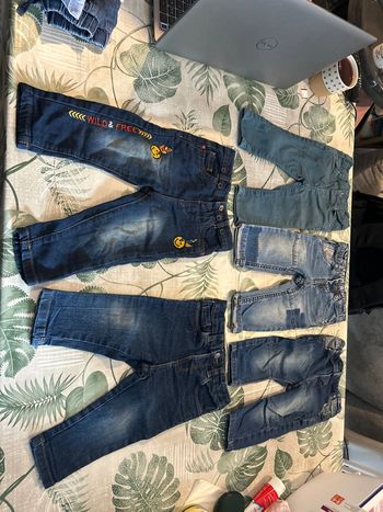 Mot de 5 jeans 12 mois
