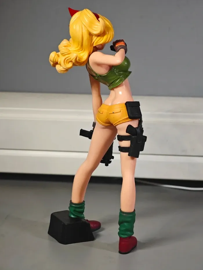 Figurine Dragon Ball : Lunch 24cm neuve avec boîte - photo numéro 5