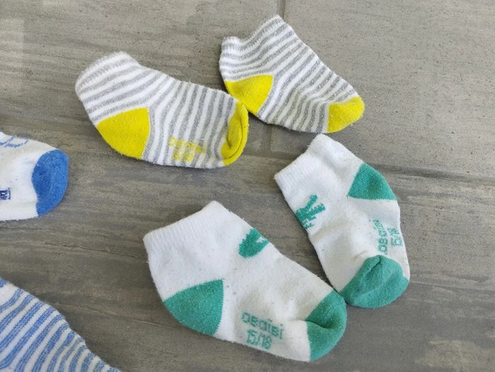 Lot n°397 Lot de 4 chaussettes garçon taille 15-18 - photo numéro 3