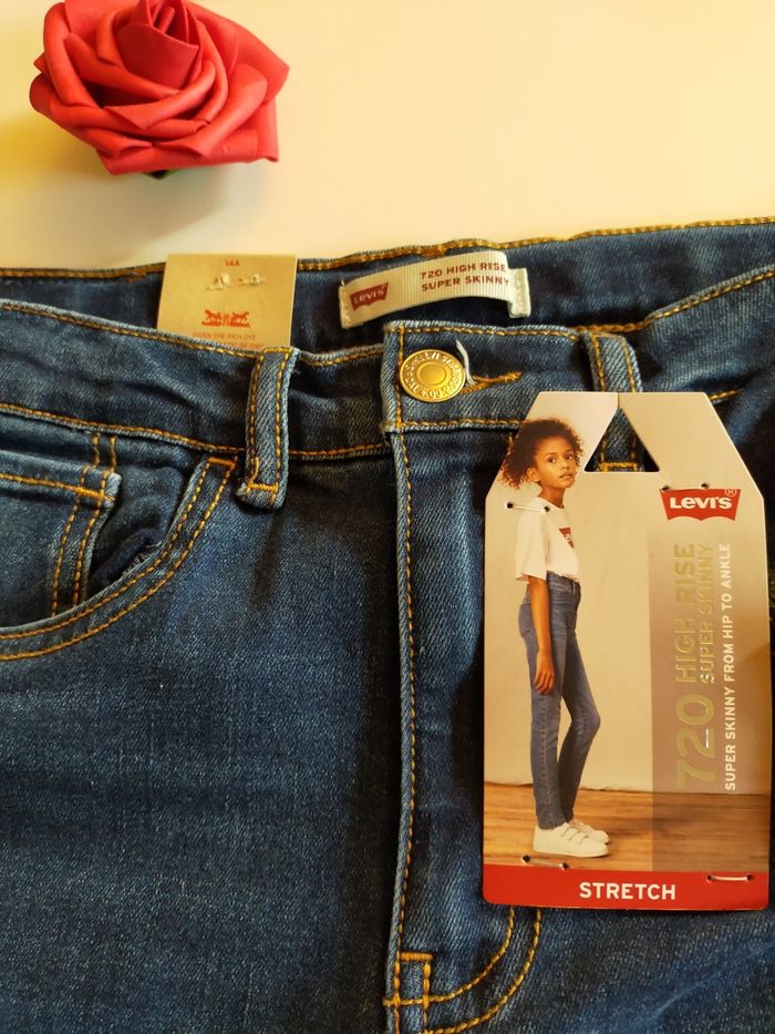 Levi's Jean 720 Taille haute Skinny 14 ans - photo numéro 4