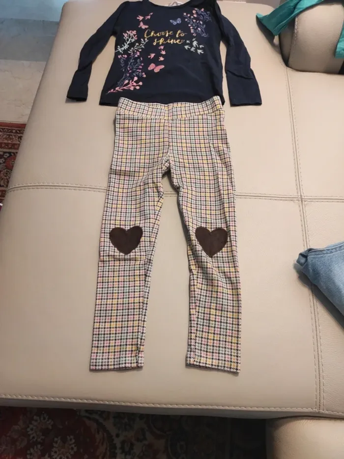 Lot 3 pantalons et 1 Tee shirt manches longues - photo numéro 6