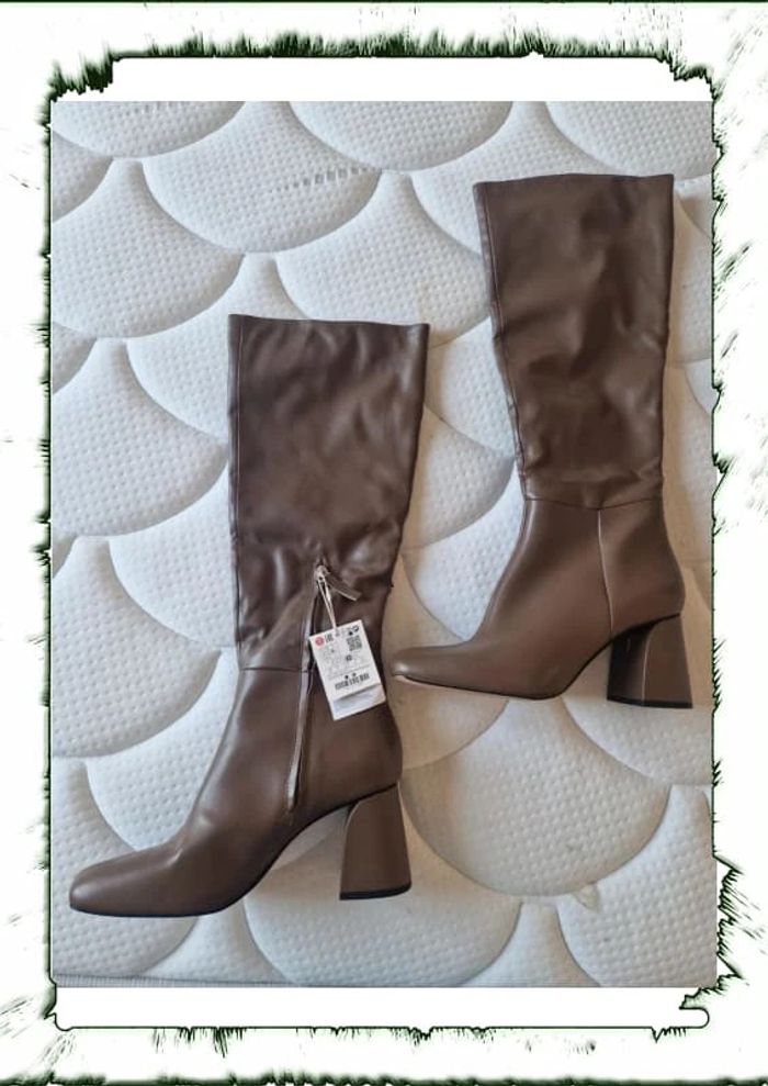 Bottes marron à talons pull and bear neuves