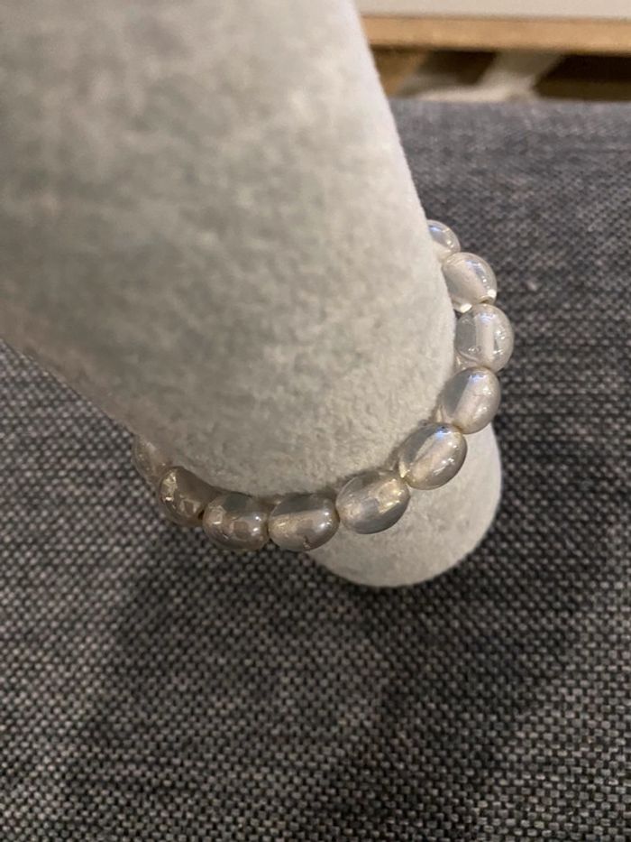 Bracelet élastiqué en perles transparentes - photo numéro 2