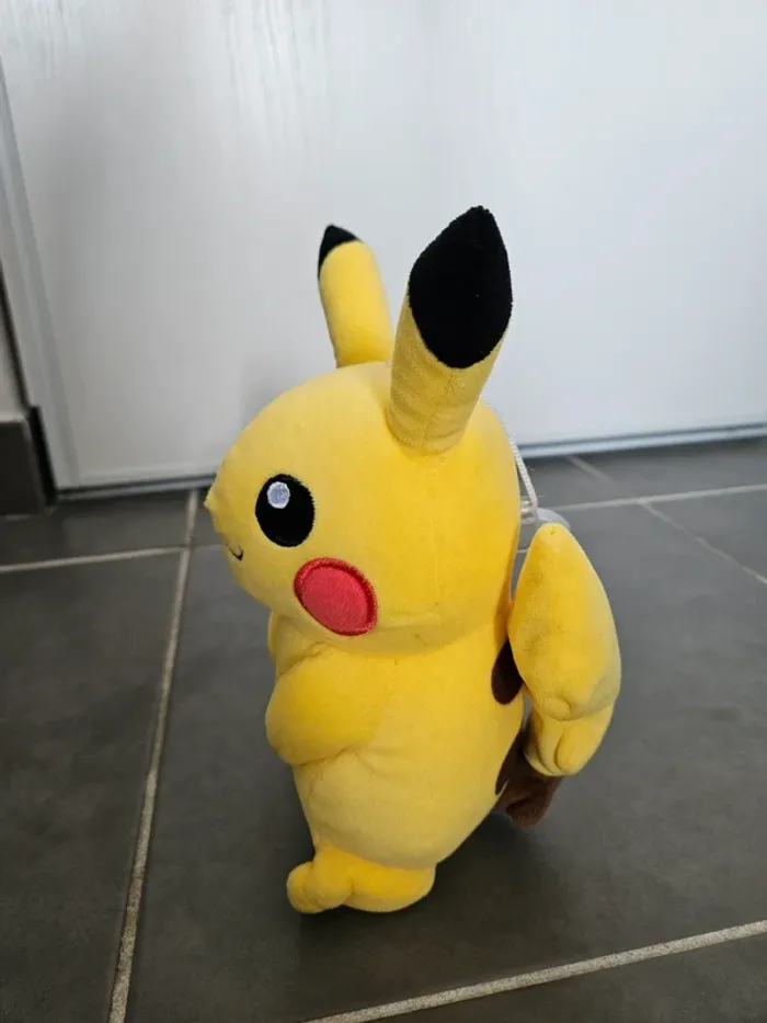 Lot de 4 Peluches Pokemon, Excellent État, Vraiment Comme neuves et très très propres - photo numéro 11