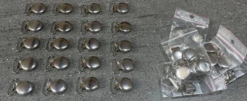 Lot de 50 pinces clips attaches tétine métal neuf