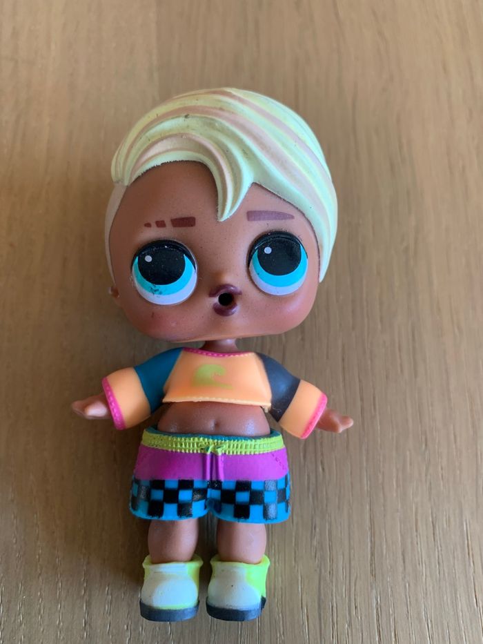 Poupée garçon Lol surprise - photo numéro 3