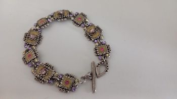 Très joli bracelet Taratata