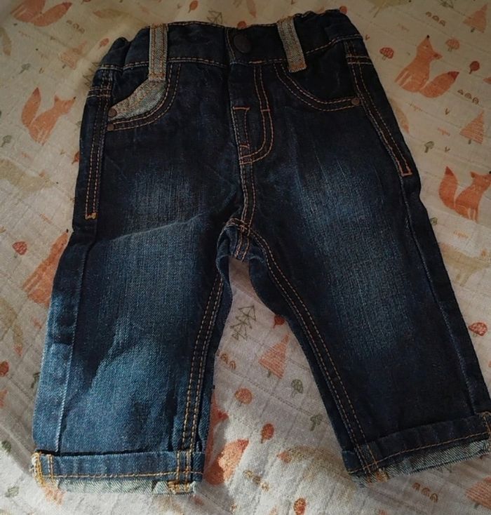 Lots de jeans 3/6 mois - photo numéro 3