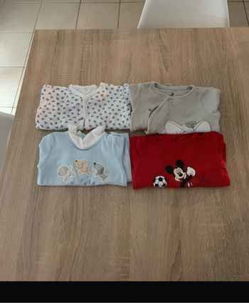 Lot pyjamas 3 mois
