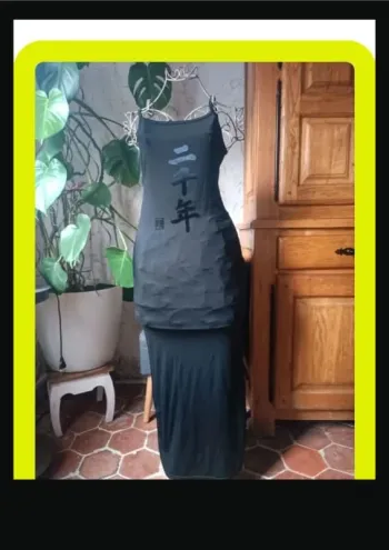Robe noire taille 38