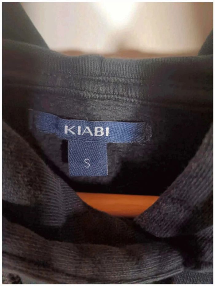 Sweat noir kiabi 36 - photo numéro 3