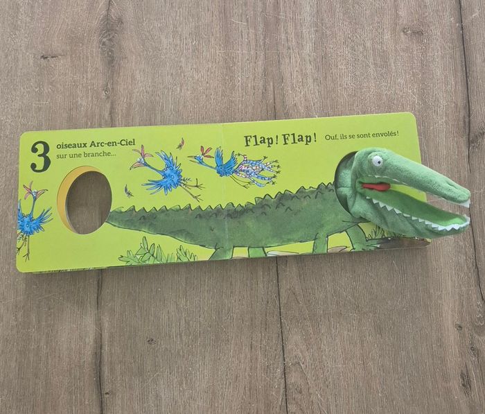 Grand livre marionnette L'énorme crocodile - photo numéro 5