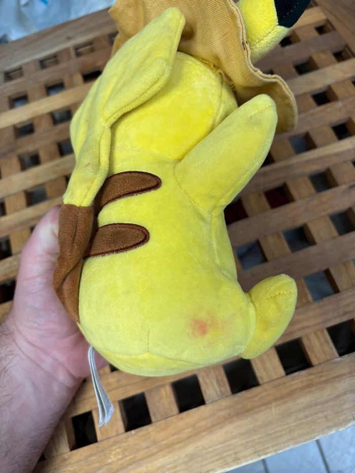 Peluche pokemon pikachu - photo numéro 3