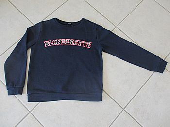 Sweat bleu marine fille motif « blondinette » Kiabi - 10 ans