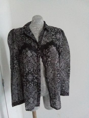 Très jolie chemise transparente a motifs hiver femme 44