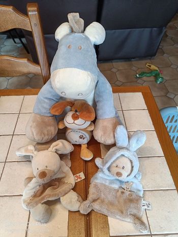 Peluche et doudou