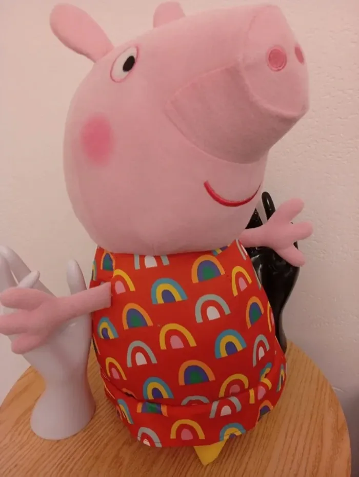 Peluche Peppa pig xxl 50cm en parfait état