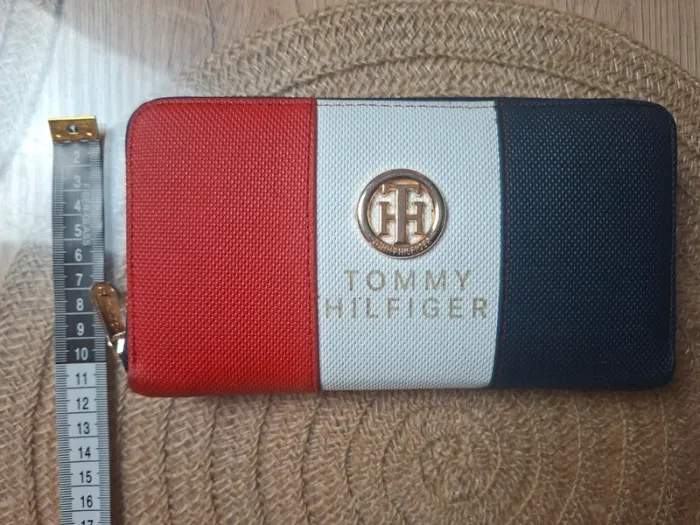 Portefeuille Tommy Hilfiger tricolore – logo doré - photo numéro 17