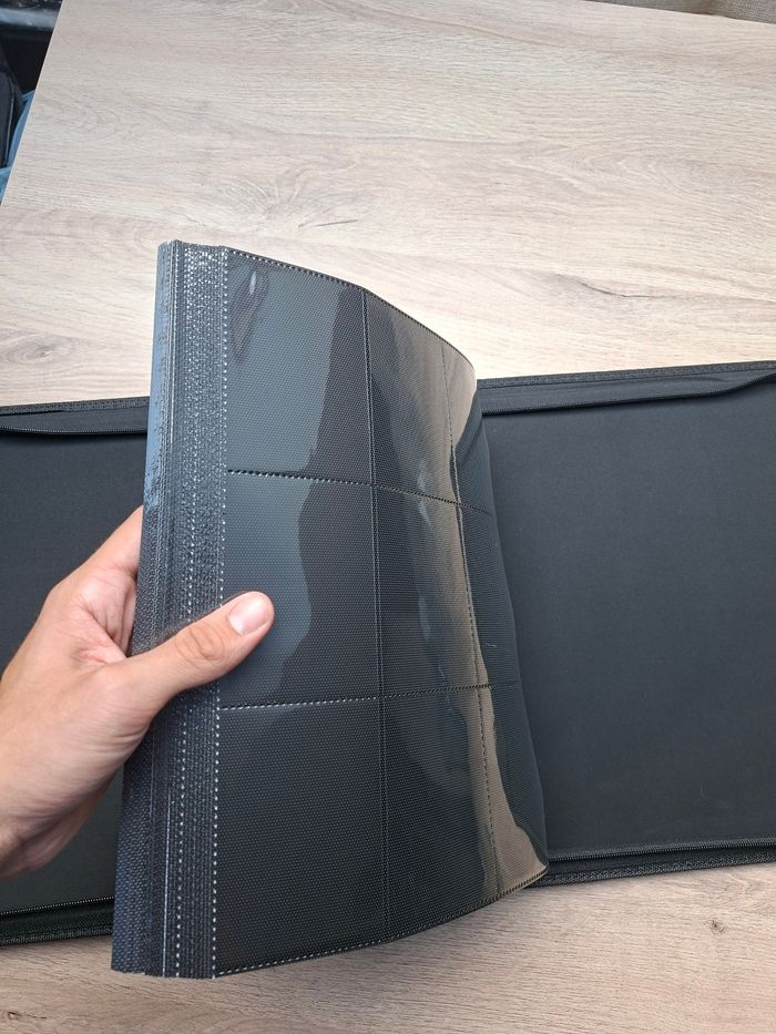 Classeur xxl noir de rangement pour 768 cartes Pokémon / lorcana de qualité premium - photo numéro 5