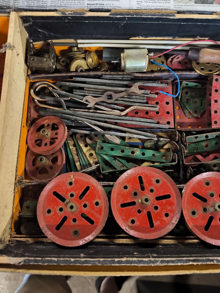Lot de meccano vintage et manuels - photo numéro 5