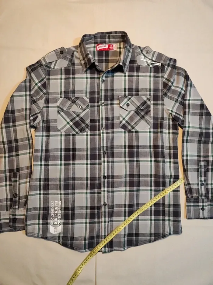 Chemise à carreaux