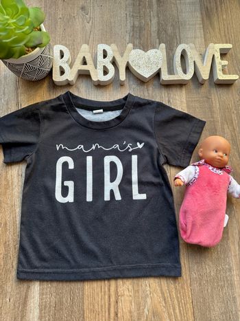 - Tee shirt    - 24 mois   - bon état, bouloche