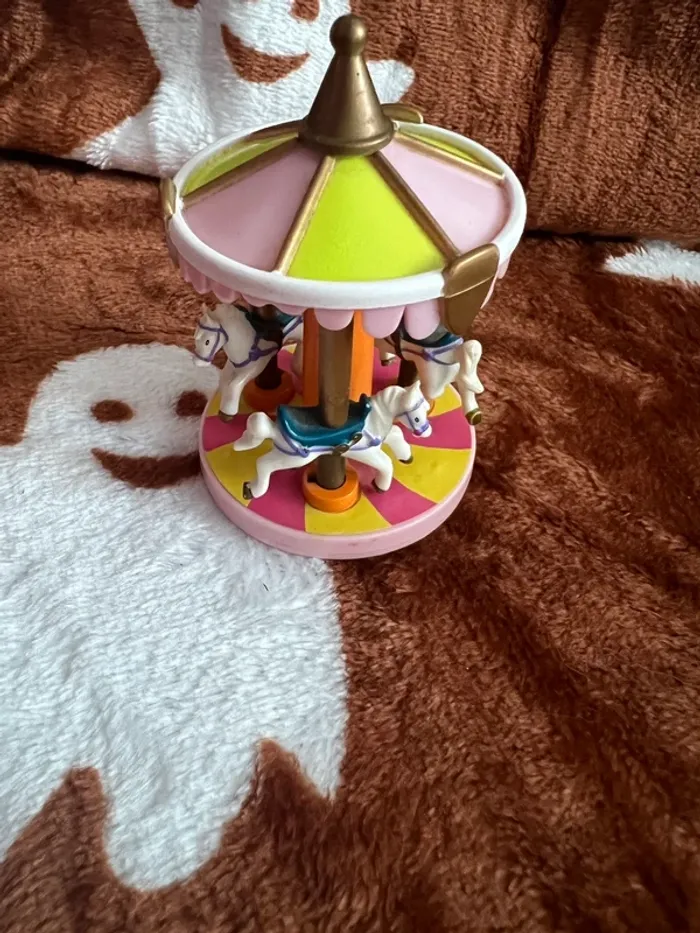 1995 Vintage Polly Pocket Bluebird Disney Carousel Magic Kingdom Castle - photo numéro 2
