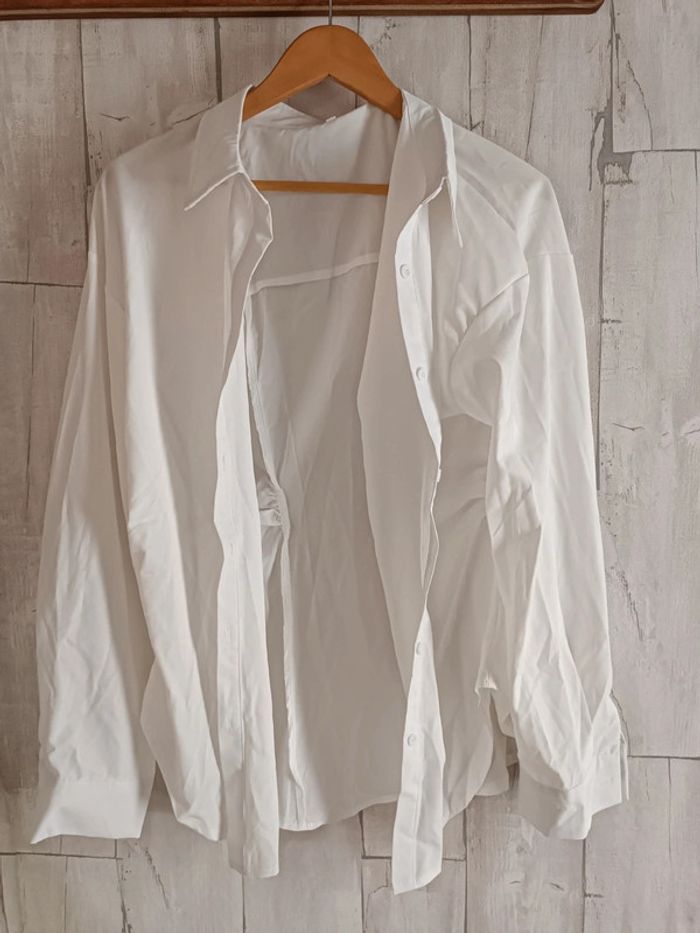 Chemise blanche unie manches longues